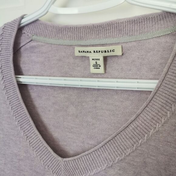 Banana Republic thin knit sweater size S petite - Picture 2 of 4